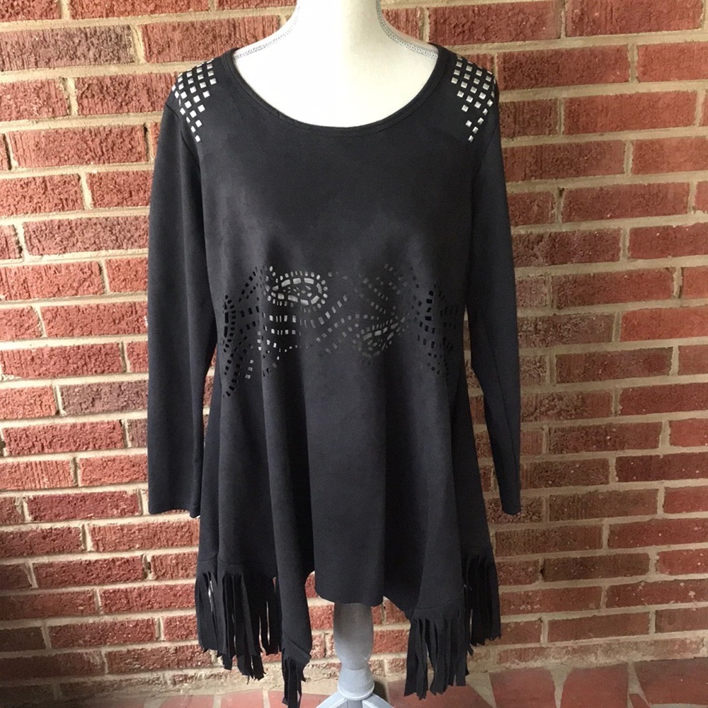 Vocal 1X-3X dress cutout, stud & fringe detailing